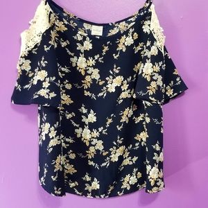 Stitchfix Cold Shoulder Top